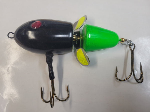 bass hits musky lure Lake X Hammer – Ross's Sport Shop & Guide Service Size:2.4 inch the name and reputation Vicious Standard Yellow Braid Best 2015 Largemouth Fishing Rod